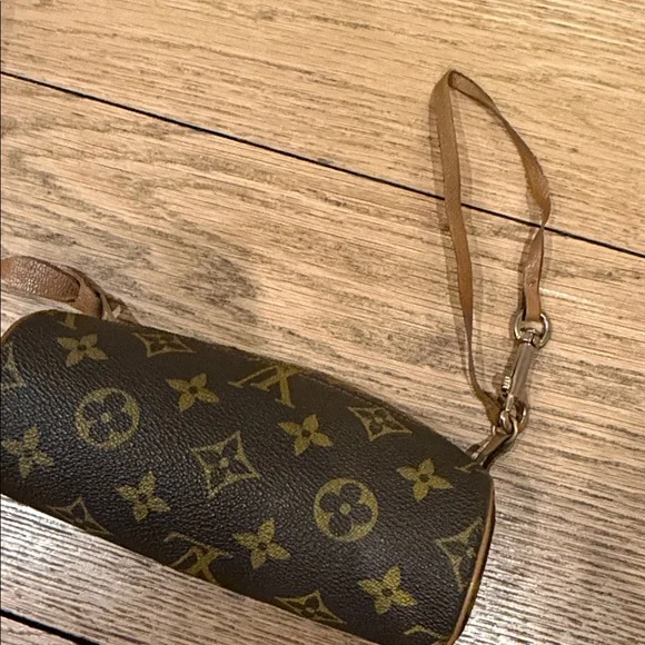 Louis Vuitton Monogram Brown Cylinder Wristlet - Picture 6 of 8